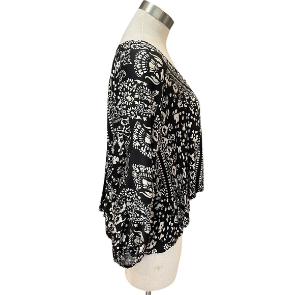 NWT Saltwater Luxe Top Madaris Ruffle Printed Black White Oversized Sz. S - Picture 6 of 10